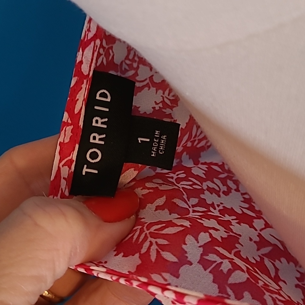 Torrid Top - Picture 5 of 11